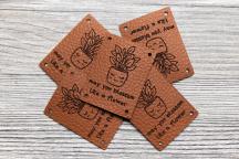 Designer-labelsetti 'Bloom & Flower' by Unikati (Omena keinonahka) - Nimikenumero 9131