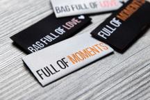 Designer-labelsetti 'Full of Moments Edition' by Unikati - Nimikenumero 9135