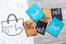 Designer-labelsetti 'Happy Notes' by Unikati - Nimikenumero 9136