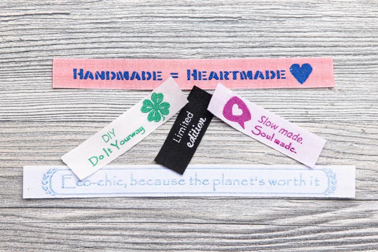 Tekstiilietikettisetti \"Suosikkilausunnot\" (Nimikenumero 8511)