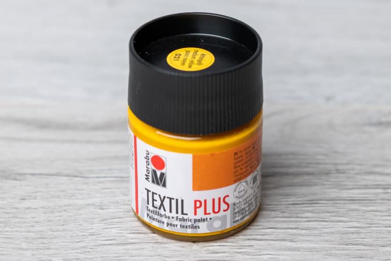 Marabu Textil Plus 50 ml  (keskikeltainen) - Nimikenumero 2511