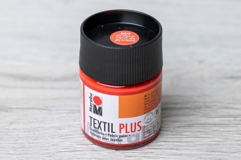 Marabu Textil Plus 50 ml  (vaalea-kinoberinpunainen) - Nimikenumero 2511